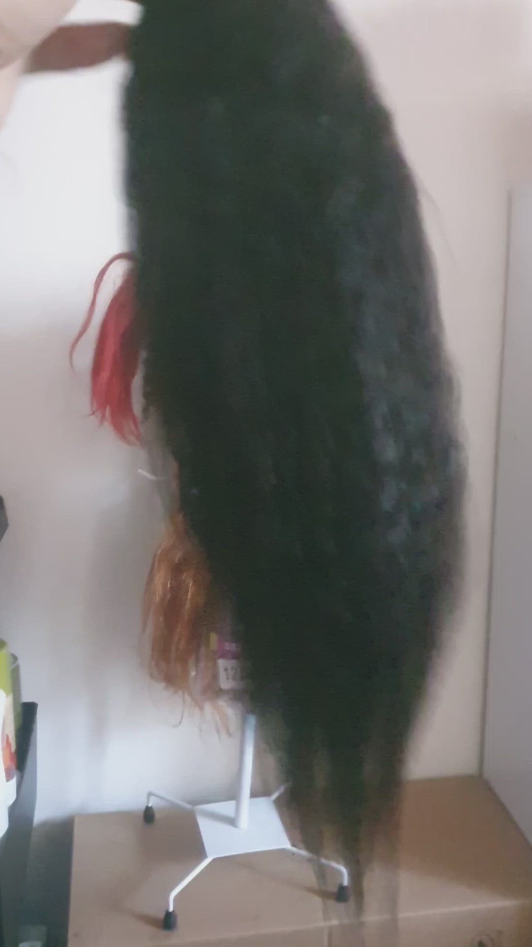 Charger la vidéo : Tissages afrokinky lisse 16pouces